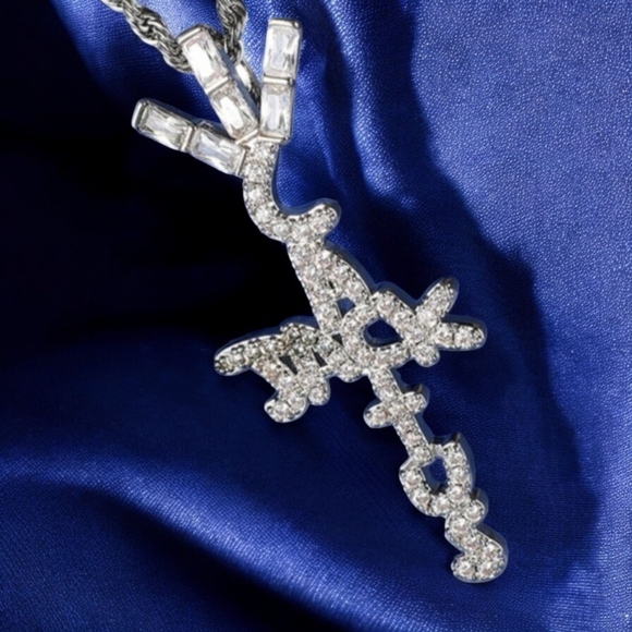 *NEW!* Platinum Cactus Jack Pendant and Chain - Picture 1 of 11